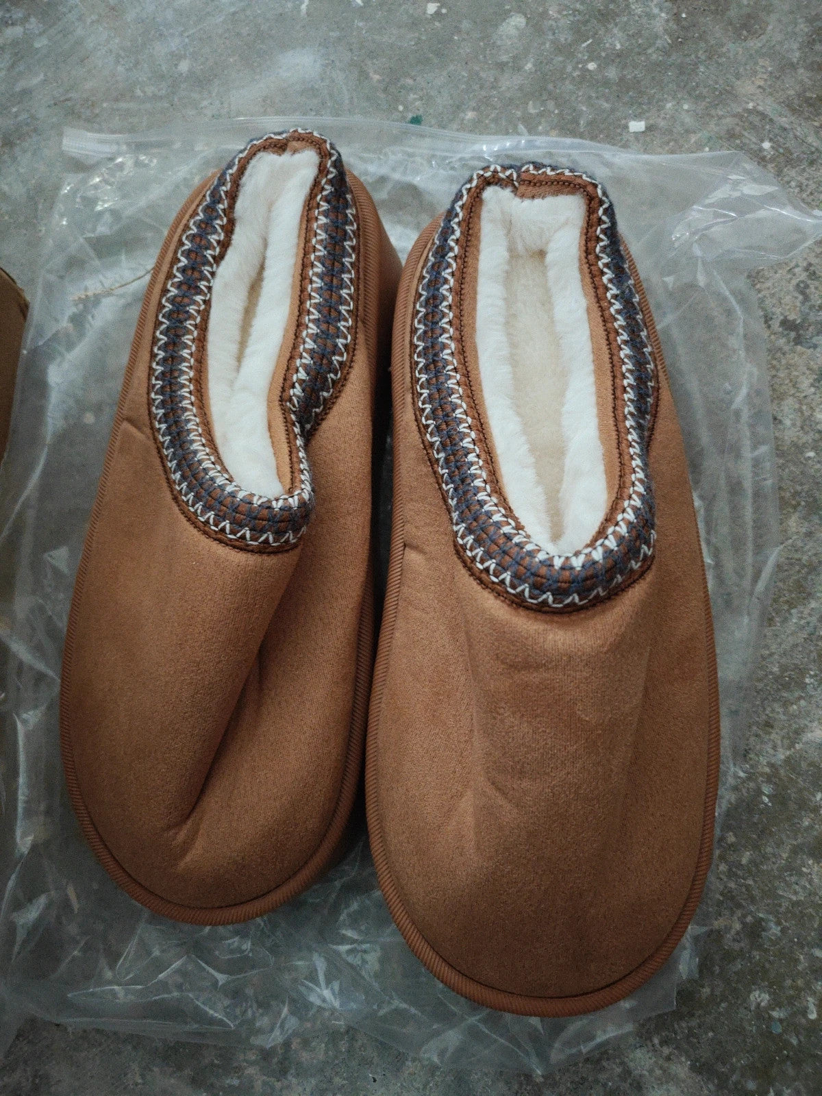NO LABEL brown faux suede moccasin slippers with fur lining, cozy winter footwear.