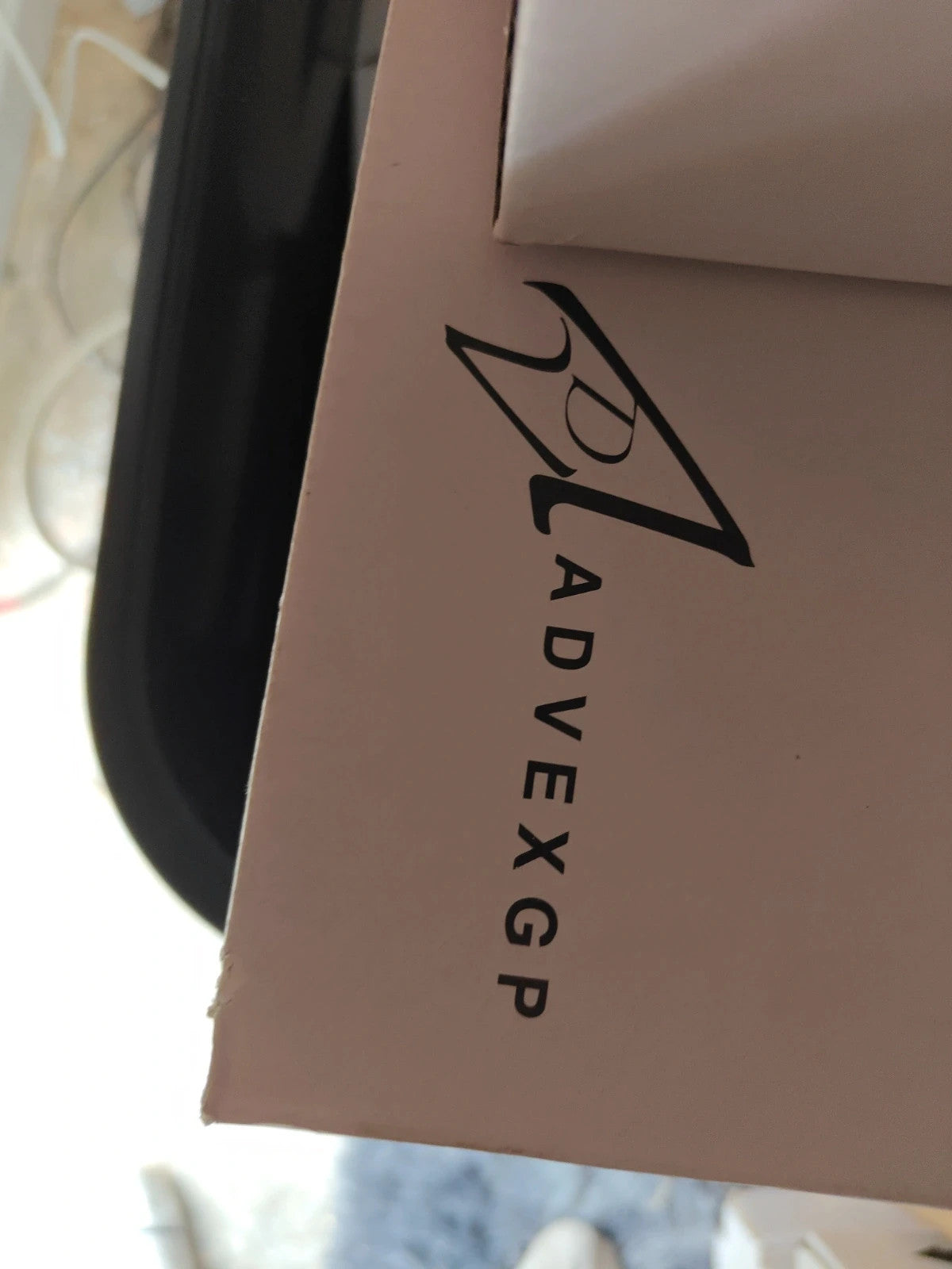 Advex GP white desk organiser with sleek design and multiple compartments.