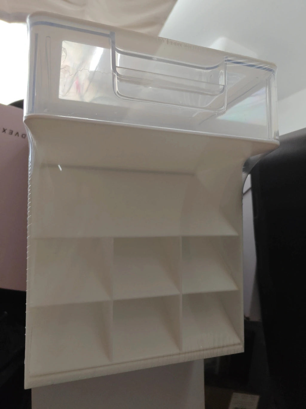 Advex GP white desk organiser with sleek design and multiple compartments.